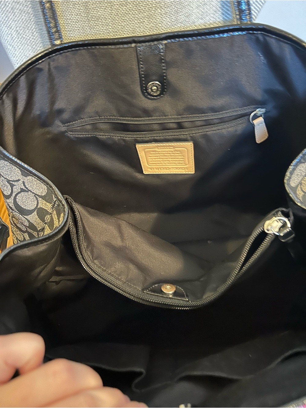 Coach Signature Large Tote in Gray with Black and Cream Stripe - Picture 5 of 9